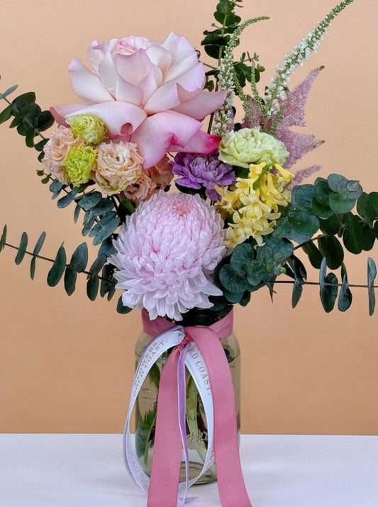 Fresh Posy Vase-Flower-Delivery-Gold-Coast-Florist-Flowers Gold Coast-Florist's Choice-https://www.flowersgoldcoast.com.au-best-florist